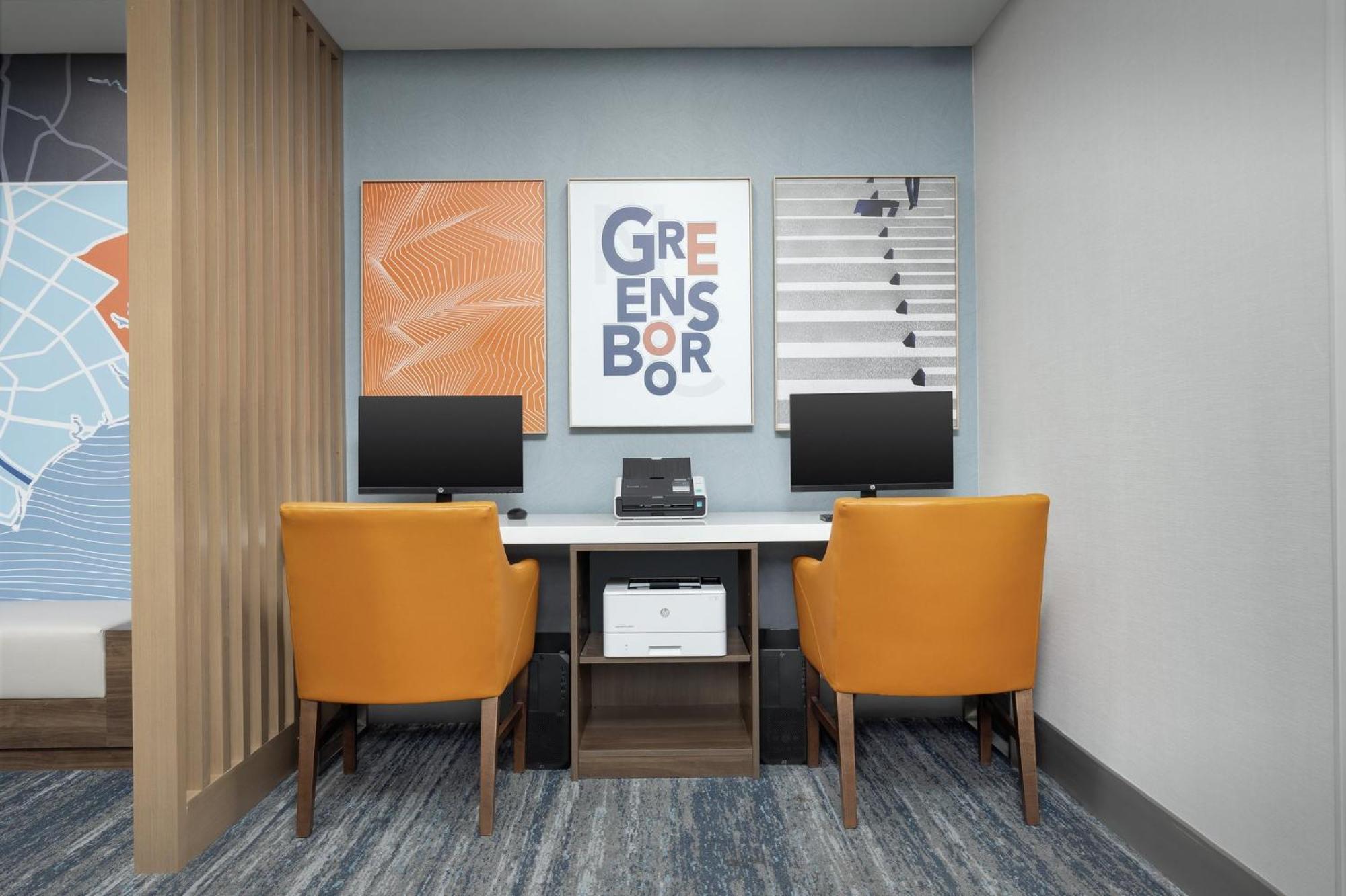 Holiday Inn Express Hotel & Suites Greensboro - Airport Area By Ihg Dış mekan fotoğraf