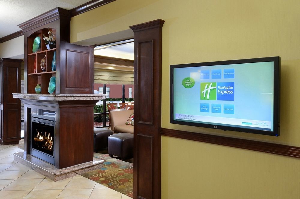 Holiday Inn Express Hotel & Suites Greensboro - Airport Area By Ihg Dış mekan fotoğraf
